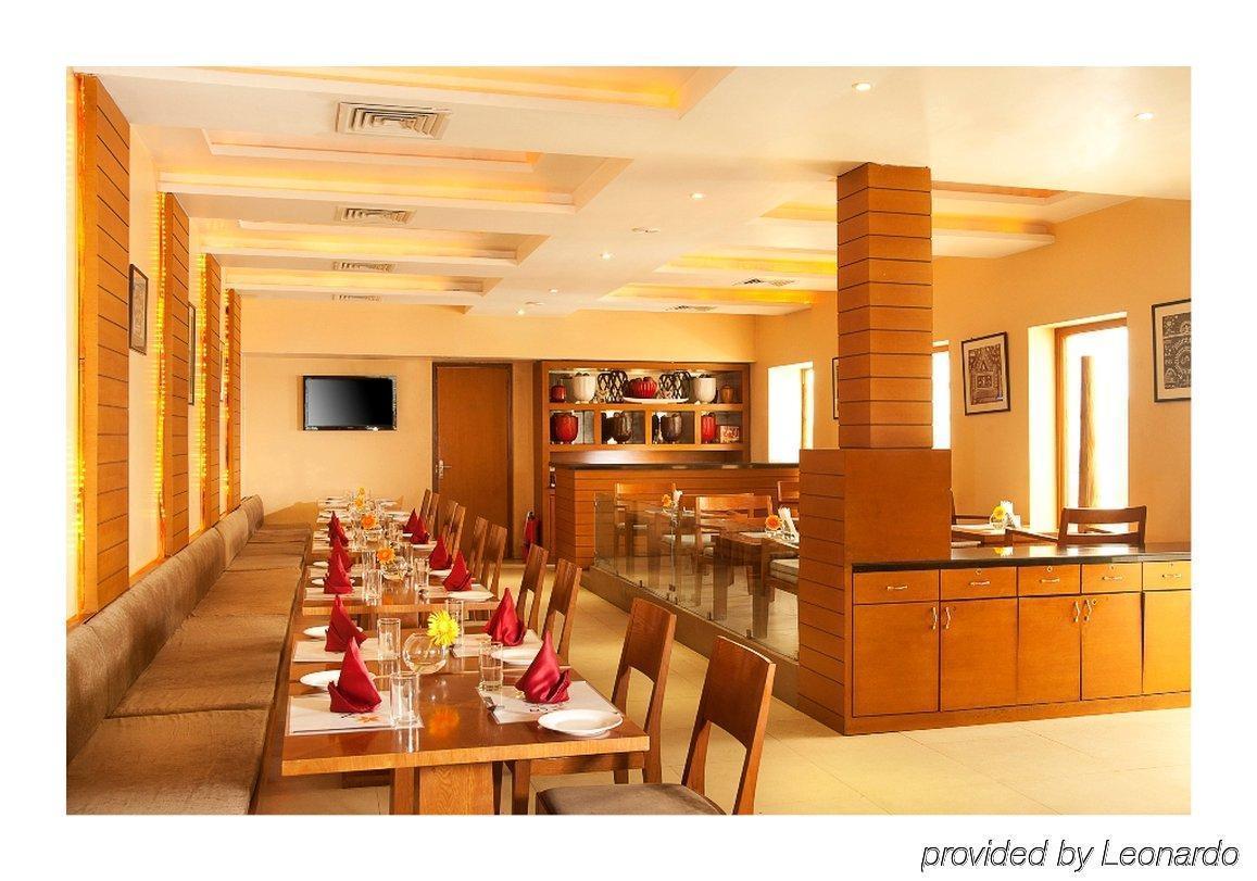Hotel Walson Spa'O'Tel Calcuta Restaurante foto
